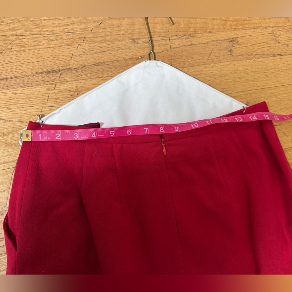 Preswick & Moore Deep Red Wool Blazer with matching skirt - Picture 7 of 16